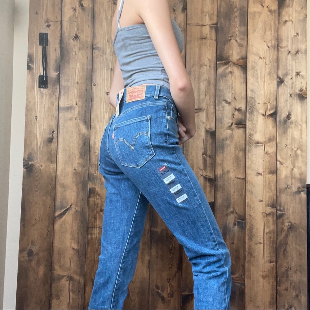BRAND NEW Levi’s Classic Straight Jeans